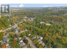 Bedroom 2 - 45 Confederation Street, Halton Hills, ON L7G3R4 Photo 5