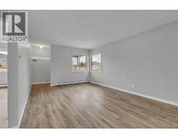 Kitchen - 654 Wade Avenue W Unit 101 201, Penticton, BC V2A1V7 Photo 5