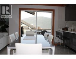 Kitchen - 1721 Wilmot Rd, Cowichan Bay, BC V0R1N1 Photo 5