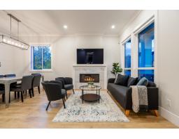 16595 25 A Avenue, Surrey, BC V3Z9W9 Photo 2