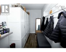 Porch - 135 Black Rock Road, Black Rock, NS B1X1C6 Photo 2