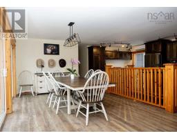 Living room - 135 Black Rock Road, Black Rock, NS B1X1C6 Photo 3