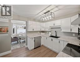 4pc Ensuite bath - 8700 Jubilee Road E Unit 109, Summerland, BC V0H1Z5 Photo 4