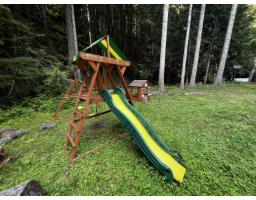 Bedroom 2 - 14611 Alpine Boulevard Sunshine Valley, Hope, BC V0X1L5 Photo 5