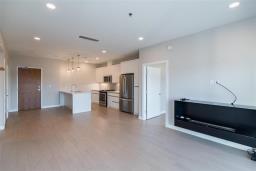 Primary Bedroom - 407 139 Tuxedo Avenue, Winnipeg, MB R3N0H6 Photo 3