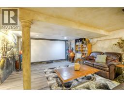 Kitchen/Dining room - 274 St Paul Avenue, Windsor, ON N8S3K8 Photo 5