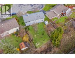 Bedroom - 1937 Riverside Crescent, Castlegar, BC V1N3W5 Photo 5