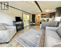 Bathroom - B 8 7489 Sideroad 5 E, Wellington North, ON N0G2L0 Photo 4