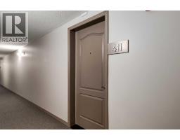 Primary Bedroom - 411 1 Crystal Green Lane, Okotoks, AB T1S0C5 Photo 4