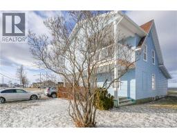 223 Boul St Pierre E Boulevard, Caraquet, NB E1W1B1 Photo 3