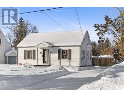 Primary Bedroom - 183 Upton Rd, Sault Ste Marie, ON P6A3W5 Photo 3
