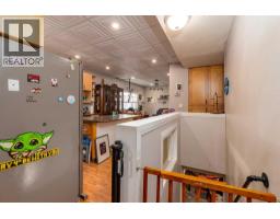 5118 51 Avenue, Image 3