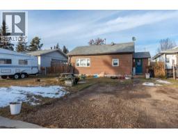 5118 51 Avenue, Image 2