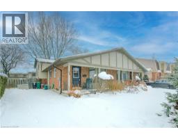 Primary Bedroom - 33 Manor Drive, Kitchener, ON N2A2T9 Photo 4