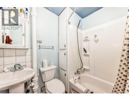 Bedroom - 476 3 Street, Drumheller, AB T0J0Y6 Photo 4