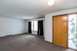 Bedroom - 426 Deschambault Street, Winnipeg, MB R2H0K1 Photo 5