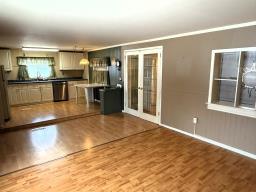 Primary Bedroom - 47 Sandale Drive, Winnipeg, MB R2N1A1 Photo 4