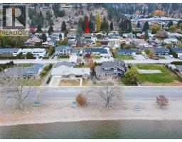 Kitchen - 4142 San Clemente Avenue, Peachland, BC V0H1X7 Photo 3