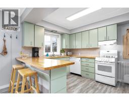 Bedroom - 4142 San Clemente Avenue, Peachland, BC V0H1X7 Photo 4