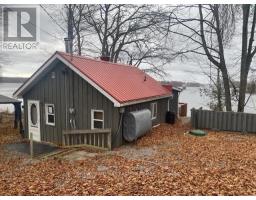 Primary Bedroom - 385 Blairton Road, Havelockbelmontmethuen, ON K0L1Z0 Photo 3
