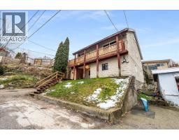 Kitchen - 530 Turner Street, Warfield, BC V1R2K2 Photo 5