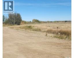 909 1st Avenue N, Martensville, SK S0K2T2 Photo 2