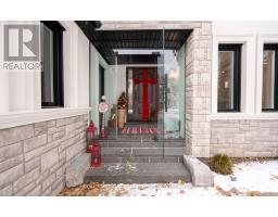 Living room - 34 Previn Court, New Tecumseth, ON L9R1N8 Photo 5