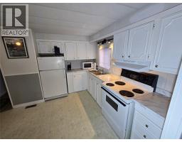 Kitchen - 130 Ferry Road Unit 18, Clearwater, BC V0E1N2 Photo 5