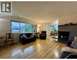 Kitchen - 101 Crestview Drive, Prince Rupert, BC V8J2Z4 Photo 2