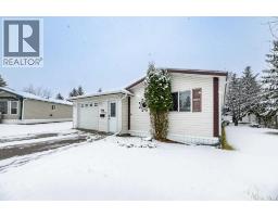 4pc Bathroom - 2152 Danielle Drive, Red Deer, AB T4R2Z8 Photo 2