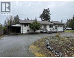 Living room - 6155 Beaver Harbour Rd, Port Hardy, BC V0N2P0 Photo 2