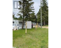 8240 Main Street, Adjalatosorontio, ON L0M1M0 Photo 2