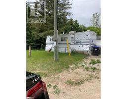 8240 Main Street, Adjalatosorontio, ON L0M1M0 Photo 5