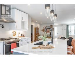 Bathroom - 29 Juniper Crescent, Strathroycaradoc, ON N7G4G4 Photo 2