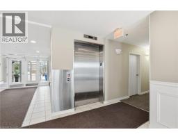 Living room - 4450 Fairview Street Unit 405, Burlington, ON L7L7K7 Photo 5