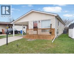 Primary Bedroom - 17 Chestnut St, Mcgregor, ON N0R1J0 Photo 3