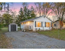 Living room - 78 Fawcette Avenue, Prince Edward County, ON K0K2T0 Photo 3
