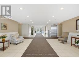 Dining room - 405 4450 Fairview Street, Burlington, ON L7L7K7 Photo 4