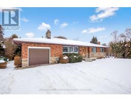 Bathroom - 626 Iroquois Avenue, Hamilton, ON L9G3B4 Photo 2