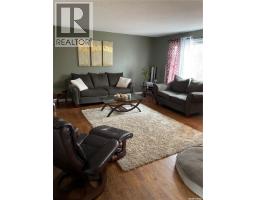 Bedroom - 5 Cardinal Bay, Yorkton, SK S3N3E4 Photo 5