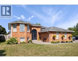 Laundry room - 440 Briar Ridge, Amherstburg, ON N9V3W9 Photo 2
