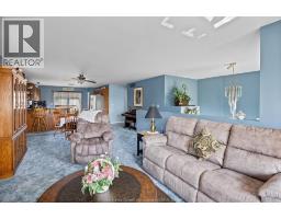 Family room - 440 Briar Ridge, Amherstburg, ON N9V3W9 Photo 5