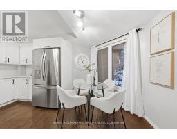 Family room - 23 Davies Crescent, Whitby, ON L1N8X4 Photo 5