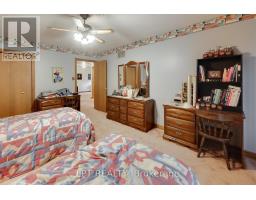 Recreational, Games room - 6 Fenton Way, Brampton, ON L6P0P5 Photo 2