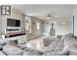 4pc Bathroom - 75 Orange Street, Leamington, ON N8H1P8 Photo 4