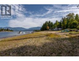 8275 East Procter Road, Procter, BC V0G1C0 Photo 5
