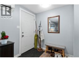 Bathroom - 1840 Mcdonald Rd, Campbell River, BC V9W5K1 Photo 3