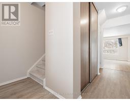 Kitchen - 263 Browning Trail, Barrie, ON L4N5C9 Photo 3