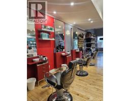 938 King Street W, Kitchener, ON N2G1G4 Photo 3