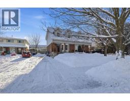Laundry room - 621 Pinerow Crescent Unit A, Waterloo, ON N2T2K8 Photo 4